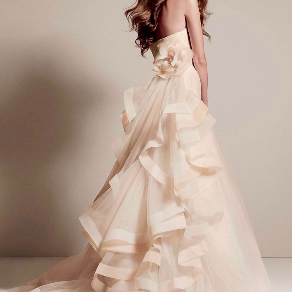 WHITE BY VERA WANG TRICOLORED DRAPED WEDDING DRESS